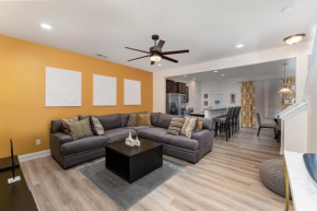 Sleek Urban Home-near Downtown Raleigh